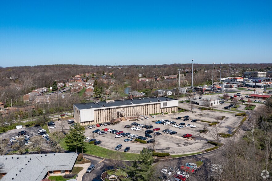 More Photos Of 10700 Montgomery Rd, Montgomery Medical For Lease