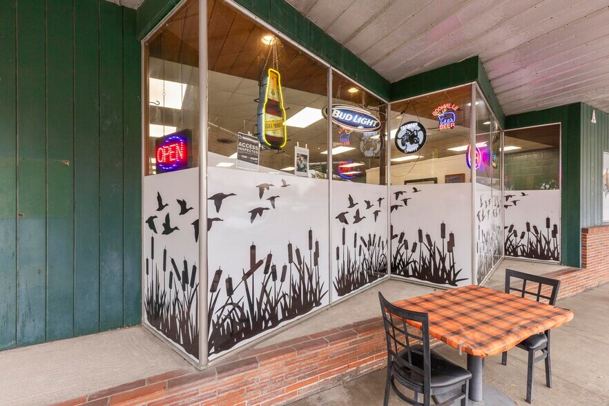 More Photos Of 348 Market St, Colusa Restaurant For Sale
