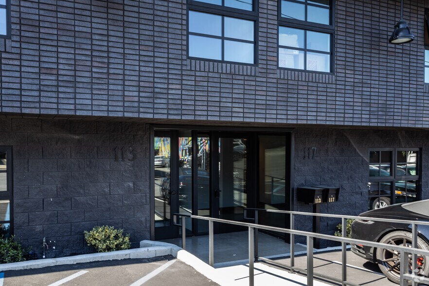 More Photos Of 113-117 Sierra St, El Segundo Loft Creative Space For Lease