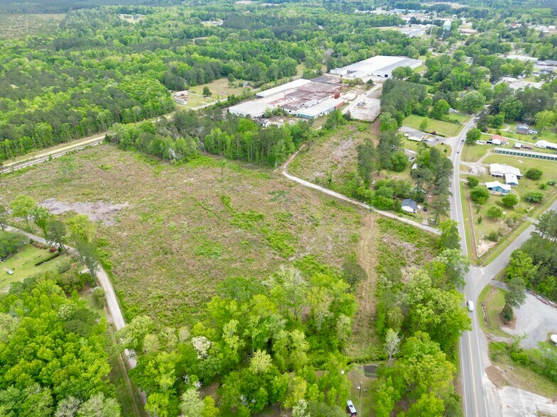 More Photos Of 55 E Conifer St, Andrews Unknown For Lease