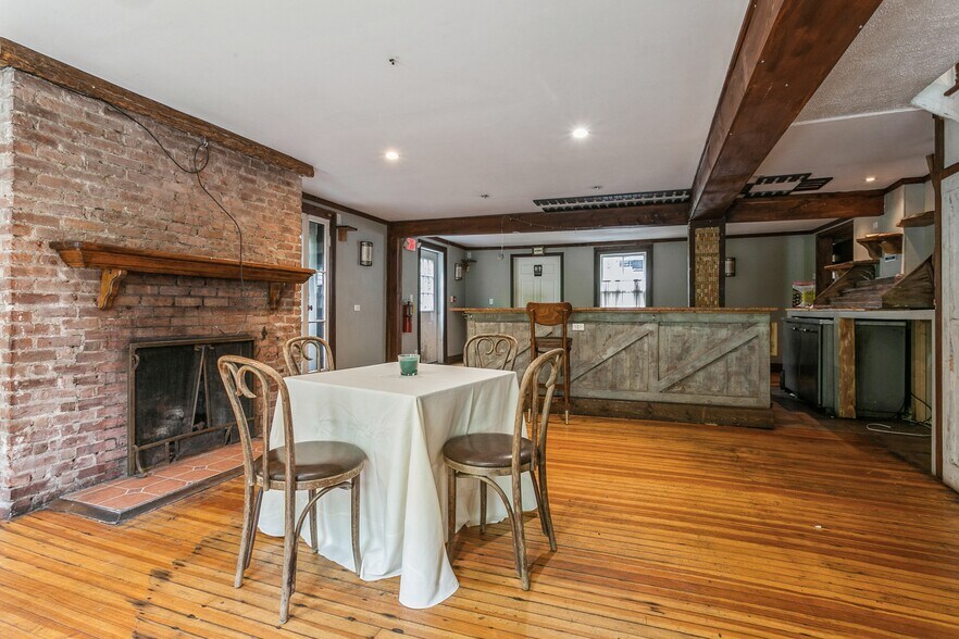 More Photos Of 234 N Bedford Rd, Mount Kisco Freestanding For Sale