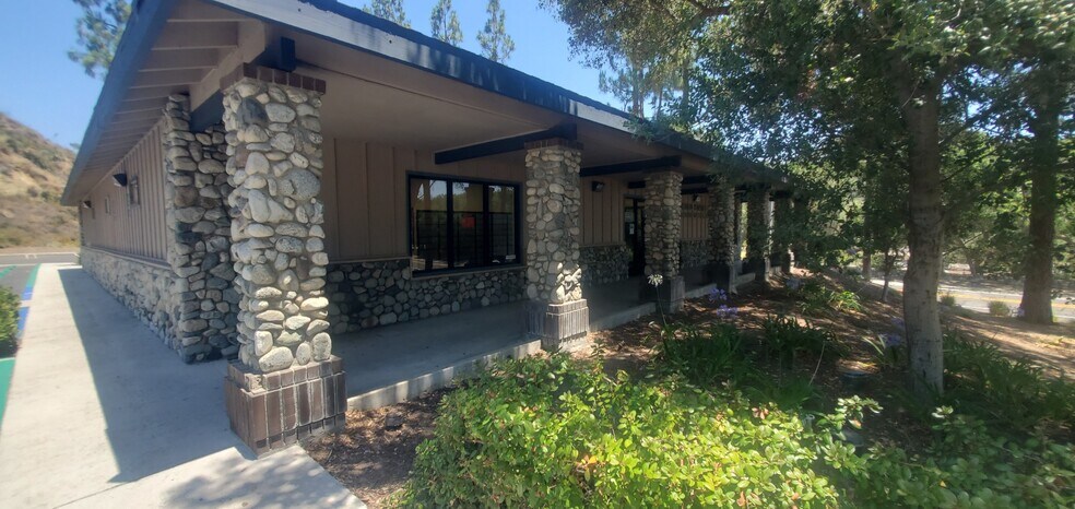 More Photos Of 30555 Trabuco Canyon Rd, Trabuco Canyon General Retail For Sale