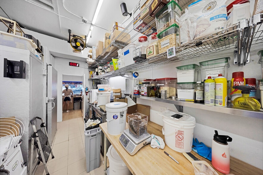 More Photos Of 9517-9523 Harding Ave, Surfside Storefront For Sale