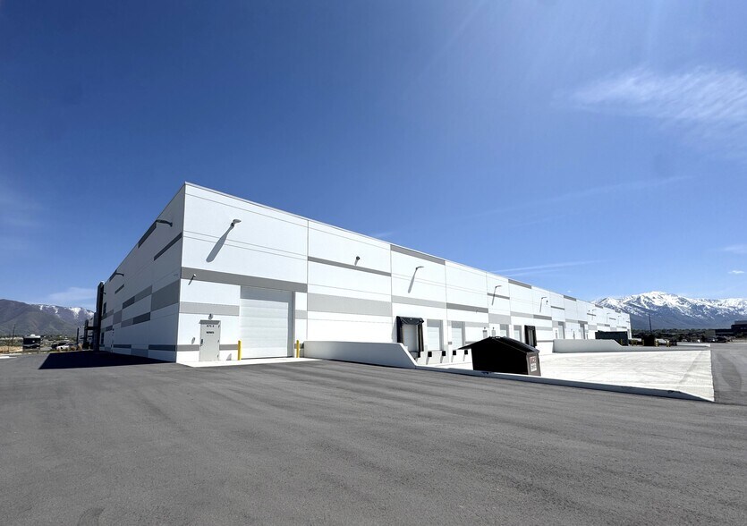 More Photos Of 1950 N Canyon Creek Pkwy, Spanish Fork Unknown For Lease