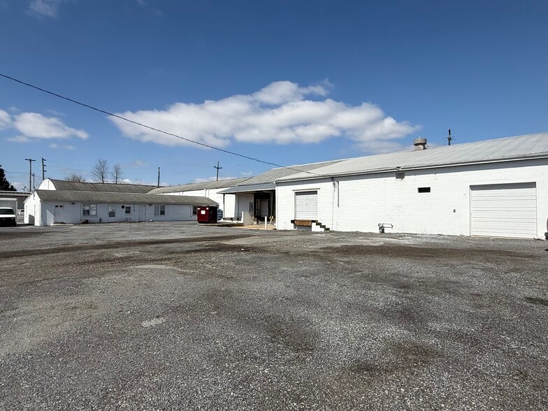 More Photos Of 175 Willow St, Toughkenamon Warehouse For Lease