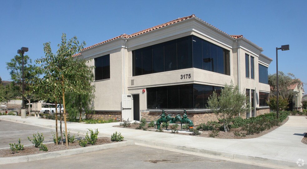 More Photos Of 3175 Old Conejo Rd, Thousand Oaks Medical For Lease
