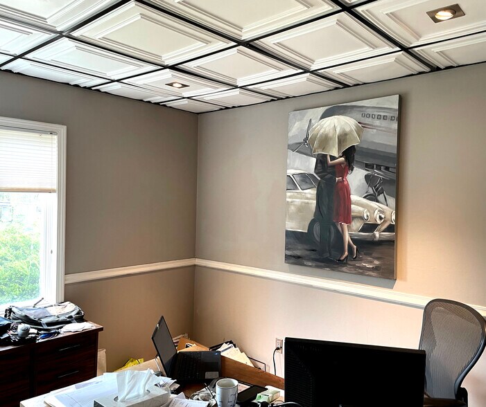 More Photos Of 527 Main St, Cairo Office For Sale