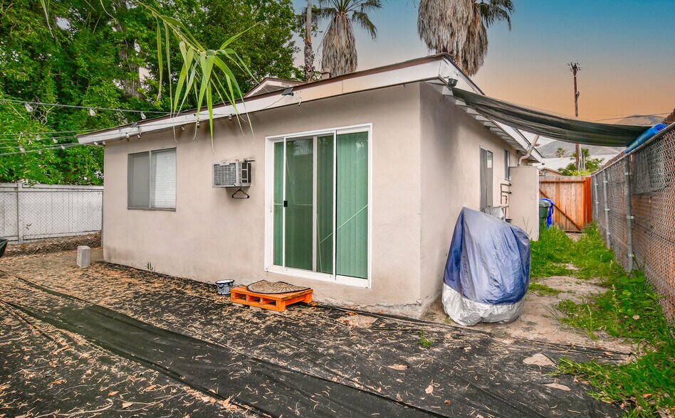 More Photos Of 27271 Pacific St, Highland Multifamily For Sale