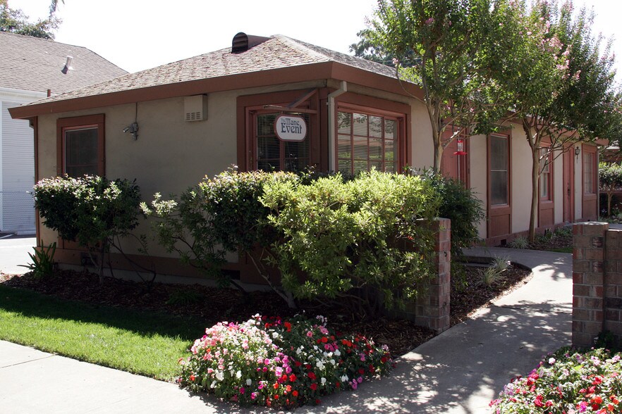 More Photos Of 1008-1014 S St, Sacramento Office For Lease