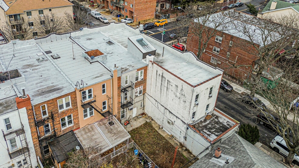 More Photos Of 174 Avenue O, Brooklyn Storefront Retail Residential For Sale
