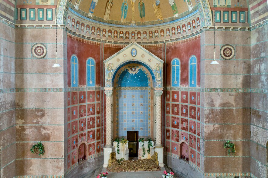 More Photos Of 575 Humboldt Pky, Buffalo Religious Facility For Sale