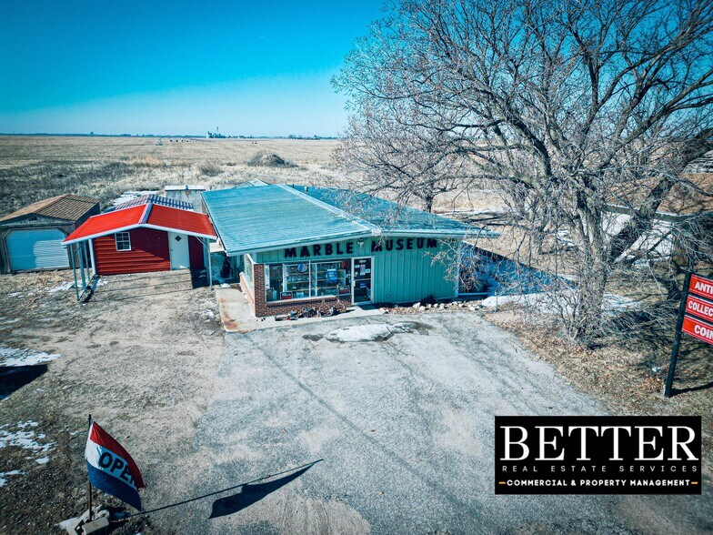 More Photos Of 3120 S Lincoln Ave, York Showroom For Sale