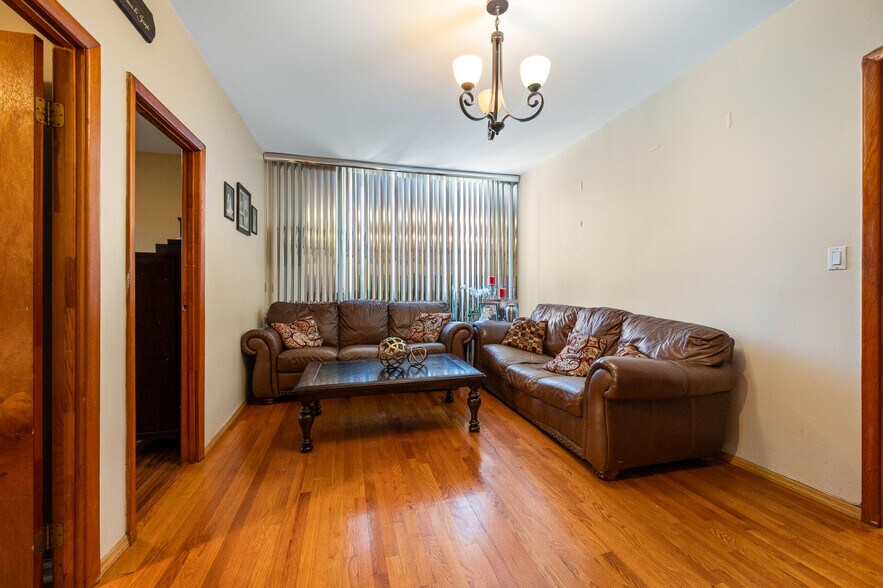 More Photos Of 2101 76th St, Brooklyn Flex For Sale
