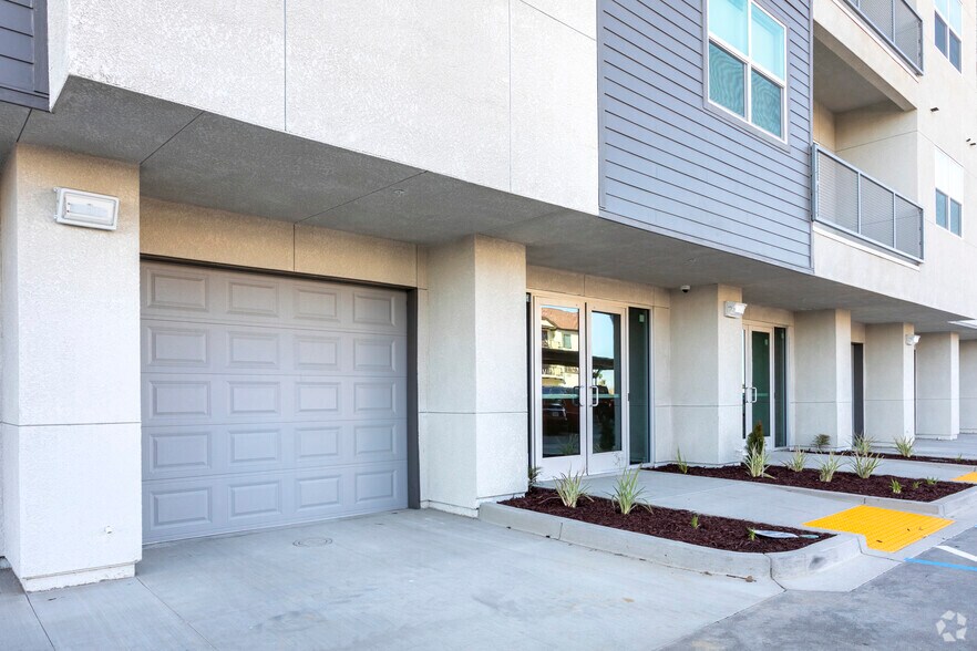More Photos Of 2920 Healthcare Way, Modesto Apartments For Sale