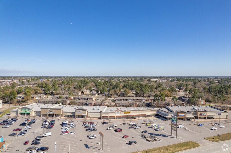 More Photos Of 2000-2022 I-45 N, Conroe Unknown For Lease