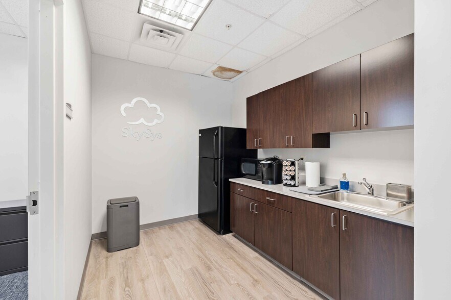 More Photos Of 8801 Fast Park Dr, Raleigh Office For Sale