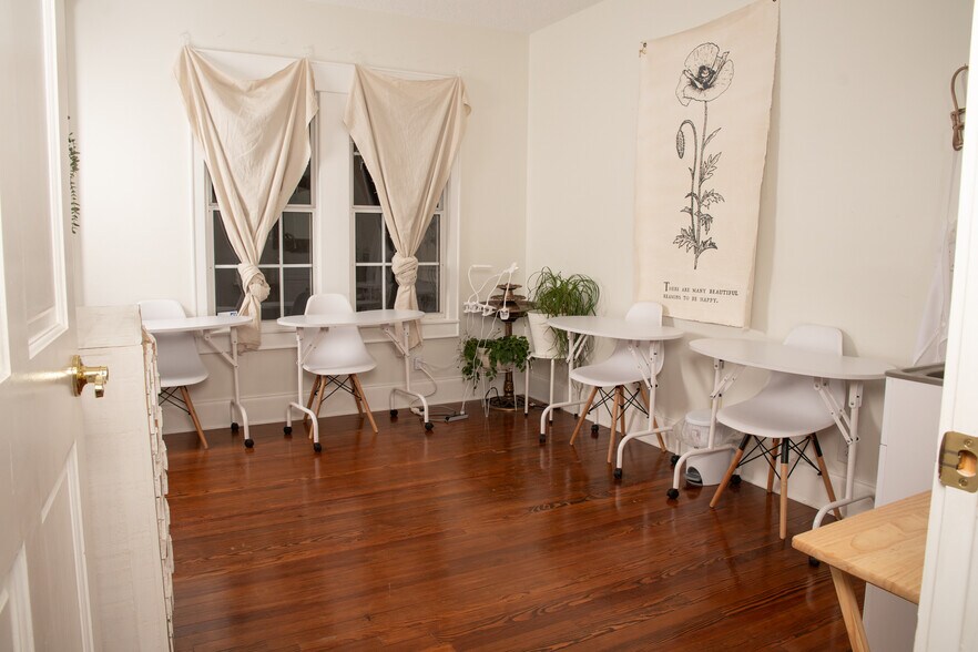 More Photos Of 23 E 8th St, Panama City Office Residential For Sale