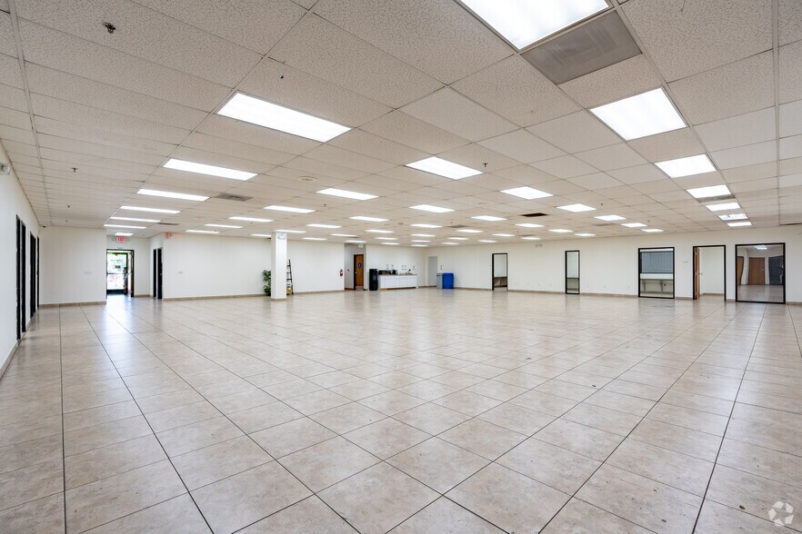 More Photos Of 2720 Pellissier Pl, City of Industry Warehouse For Lease