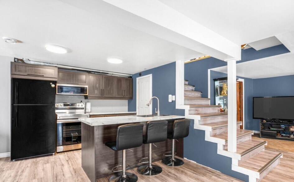More Photos Of 754 County Rd 18, East Hawkesbury Flex For Sale