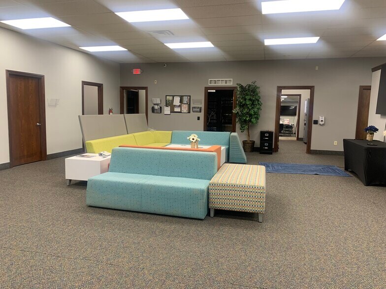 More Photos Of 4845 Fulton Dr NW, Canton Office For Lease