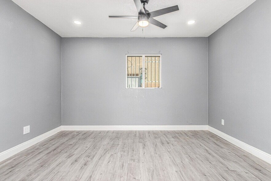 More Photos Of 1800 Lewis Ave, Las Vegas Storefront For Sale