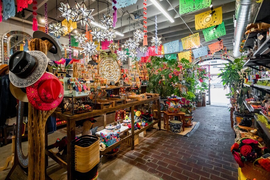 More Photos Of 2510 Market St, Detroit Storefront For Sale