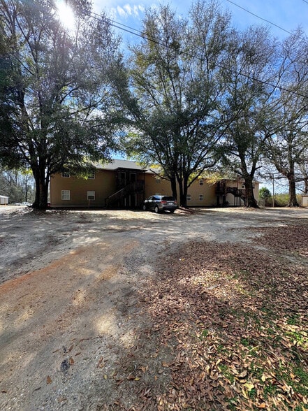 More Photos Of 221 County Road 3320, Brundidge Apartments For Sale