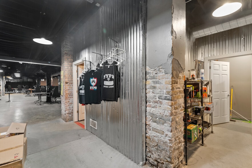 More Photos Of 410 Main St, Racine Office Residential For Sale