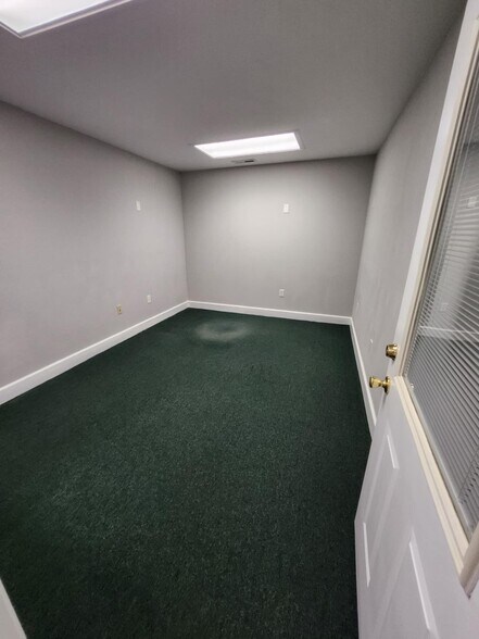 More Photos Of 223 N Main St, Franklin Office For Lease