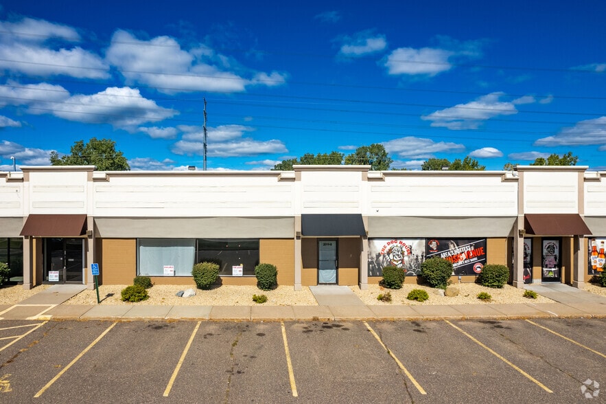 More Photos Of 2015-2029 Woodlynn Ave, Maplewood Freestanding For Lease