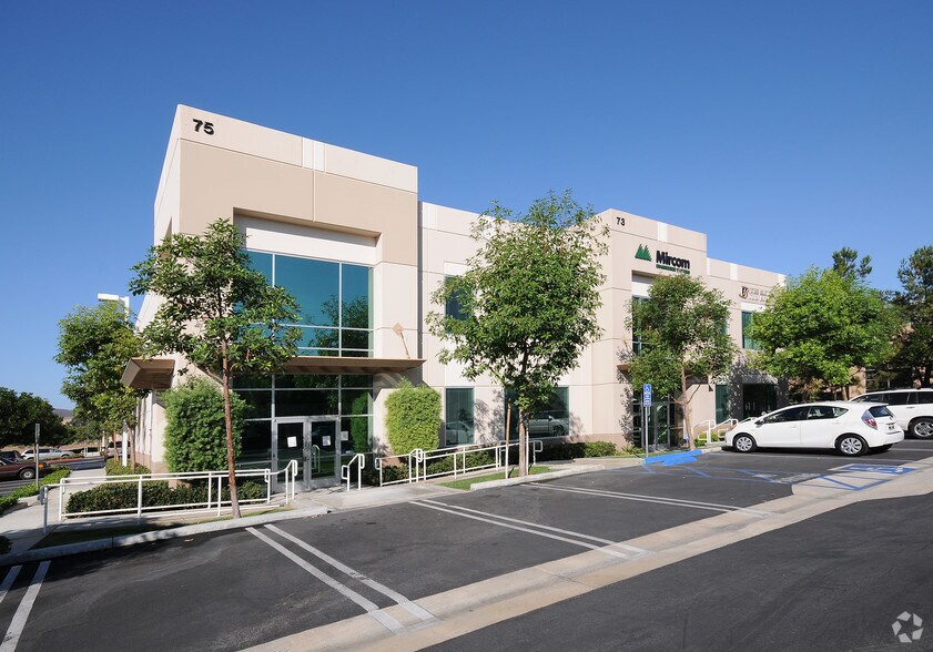 Primary Photo Of 73 Bunsen, Irvine Distribution For Lease