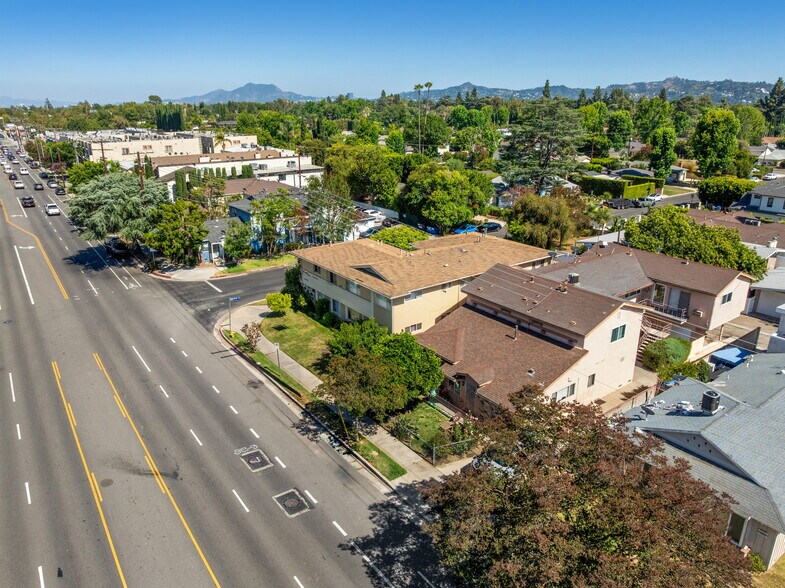 More Photos Of 13444 Burbank Blvd, Van Nuys Apartments For Sale