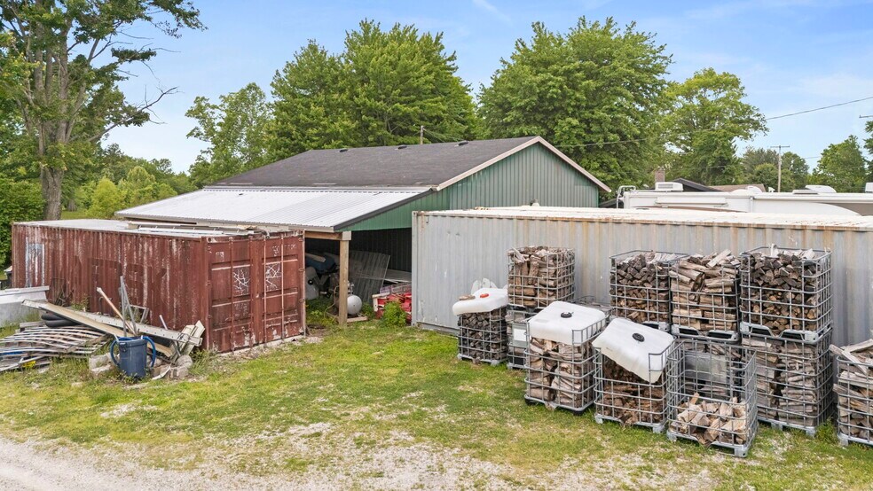 More Photos Of 2287 N US Highway 31, Austin Freestanding For Sale