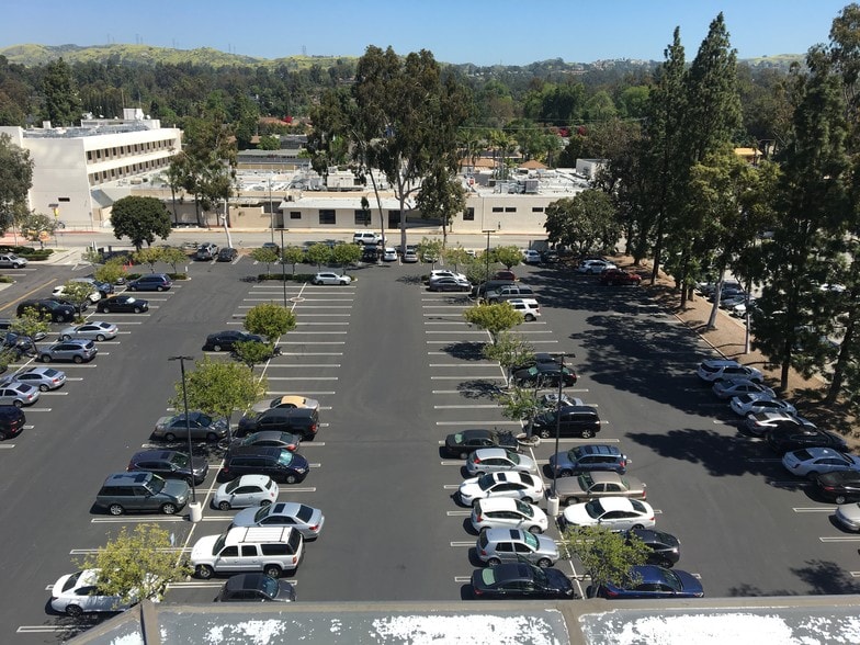 More Photos Of 15111 Whittier Blvd, Whittier Medical For Lease