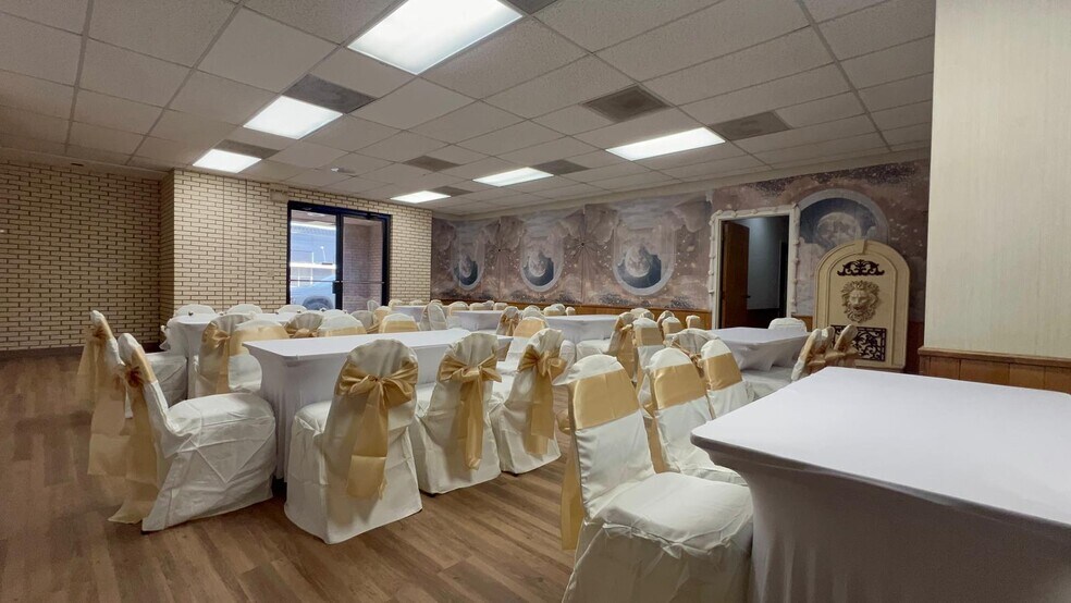 More Photos Of 101 N 4th St, Lometa Daycare Center For Lease