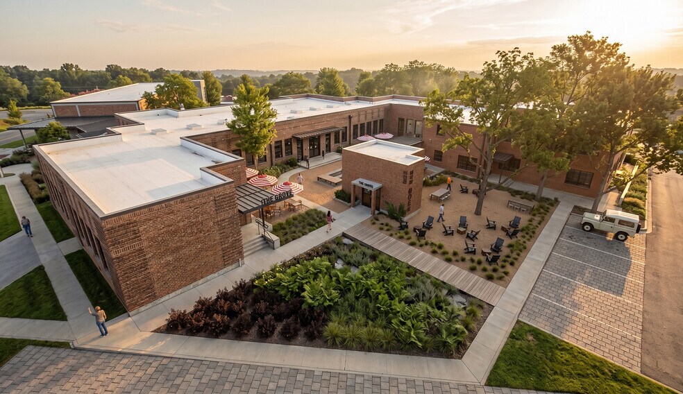 More Photos Of 2406 Rosewood Ave, Austin Office For Lease