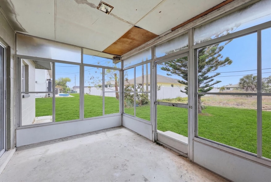 More Photos Of 300 San Lorenzo Ave, North Port Apartments For Sale