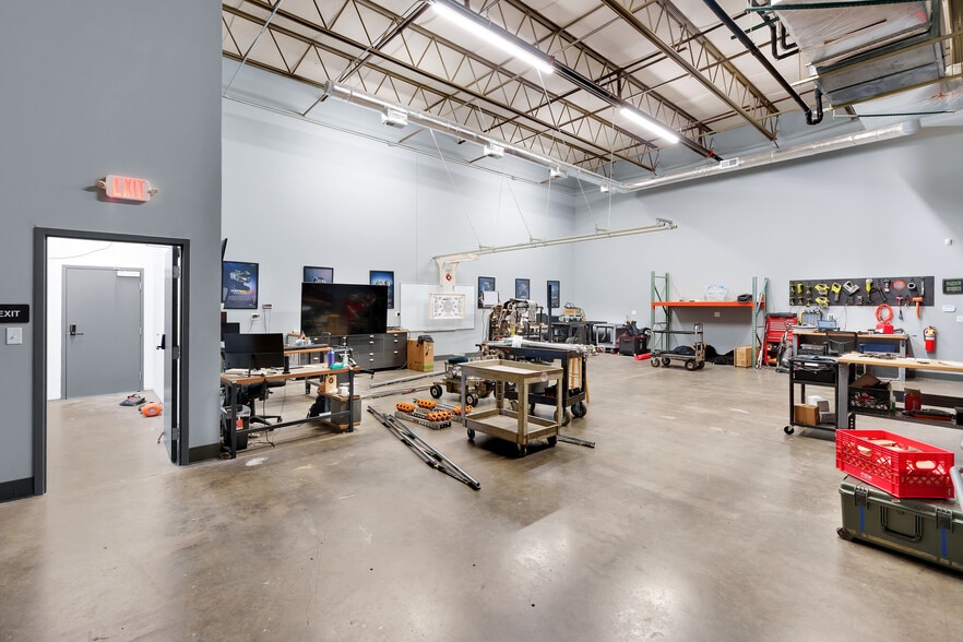More Photos Of 10005-10007 Bunsen Way, Louisville Warehouse For Sale
