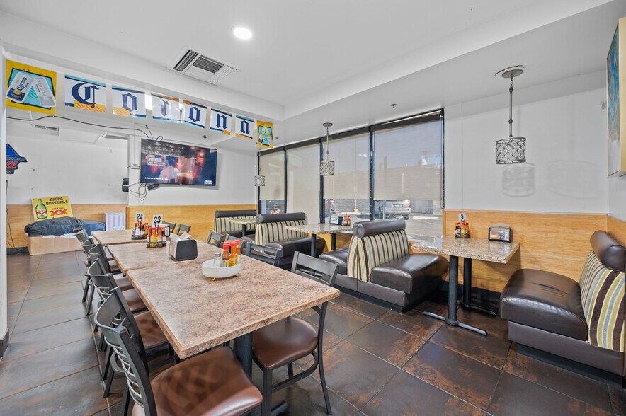 More Photos Of 5828 W Indian School Rd, Phoenix Restaurant For Sale