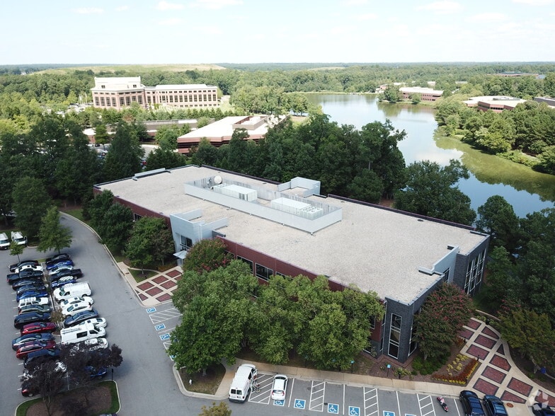 More Photos Of 4931 Lake Brook Dr, Glen Allen Office For Lease