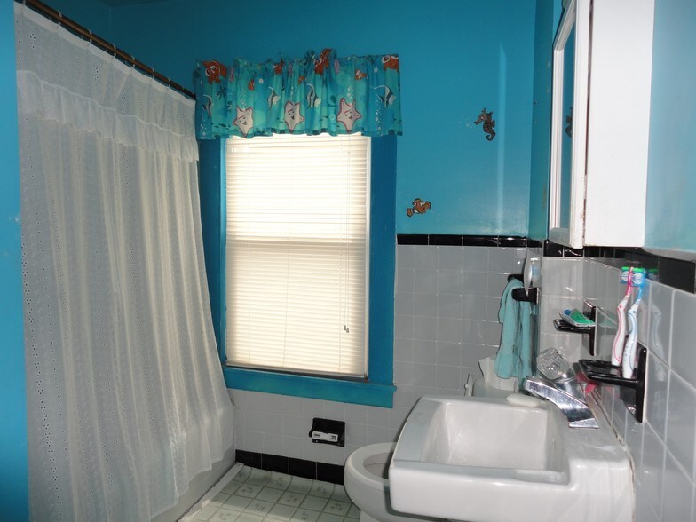 More Photos Of 260 Main St, Portland Medical For Lease