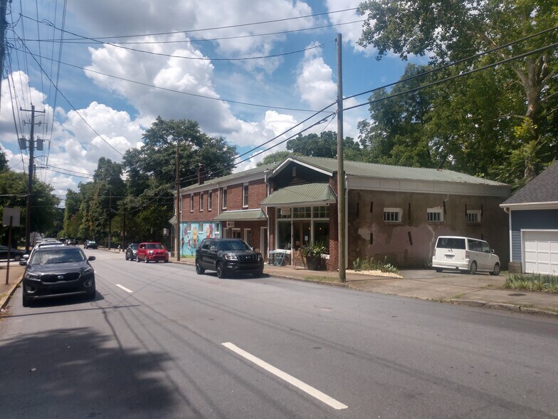 More Photos Of 328-336 Ormond St SE, Atlanta Storefront For Lease