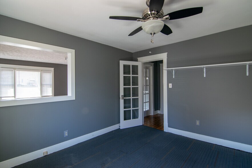 More Photos Of Off Goodlettsville town square, Goodlettsville Loft Creative Space For Sale
