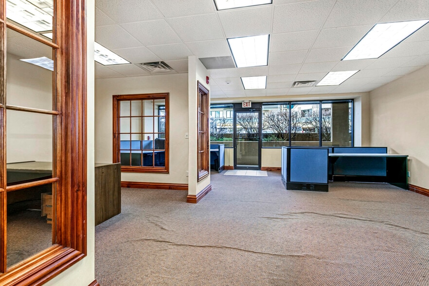 More Photos Of 30 Benchmark Rd, Avon Office For Sale
