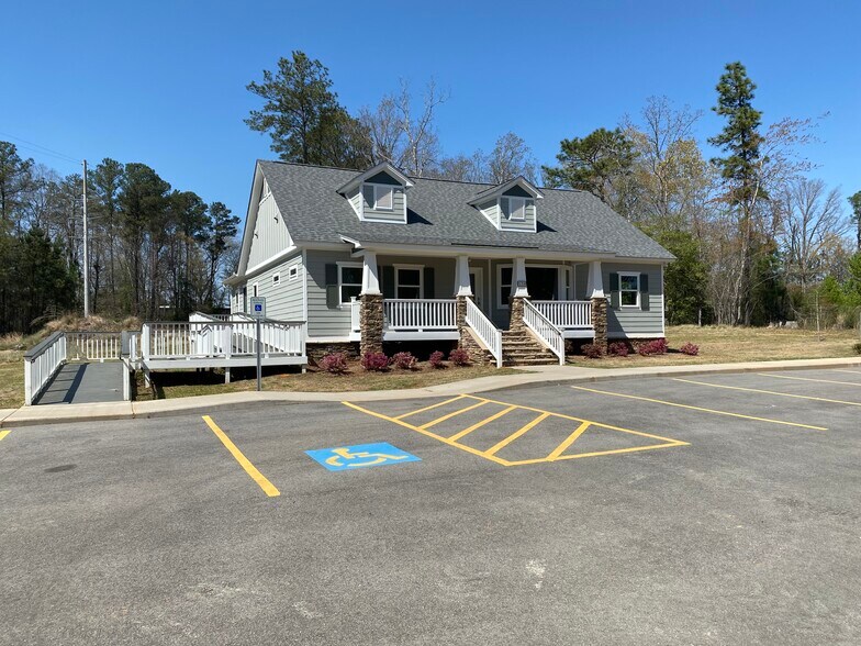 More Photos Of 126 Snapdragon Ct, Chapin Medical For Lease