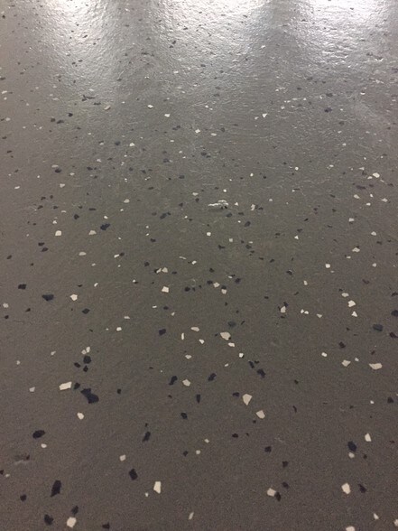 More Photos Of 414 E Lincoln Ave, Mc Donald Warehouse For Sale