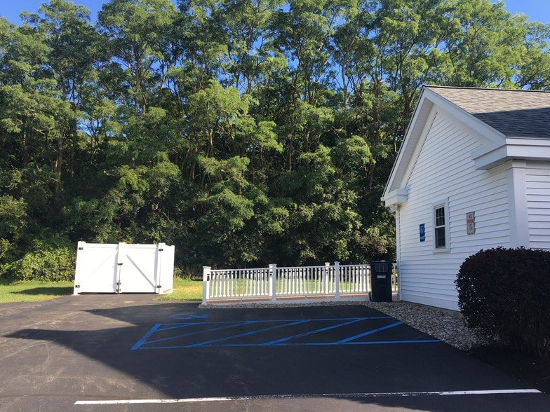 More Photos Of 1585 Rt-146, Rexford Office For Sale