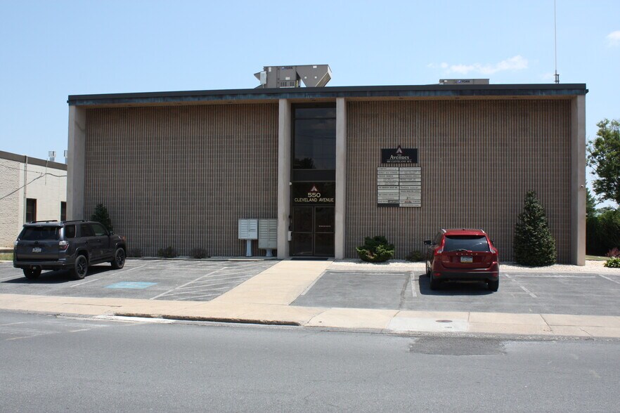 More Photos Of 550 Cleveland Ave, Chambersburg Office For Lease