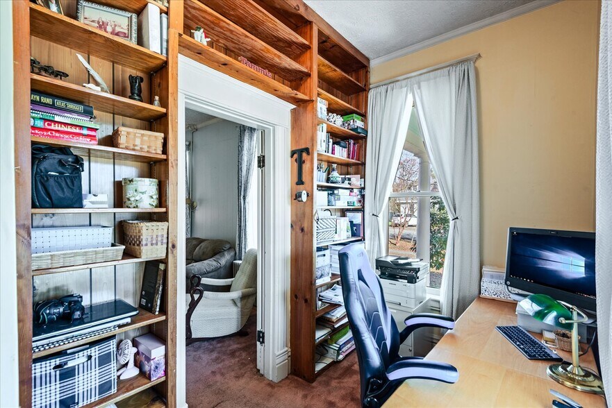 More Photos Of 115 E Broaddus Ave, Bowling Green Apartments For Sale