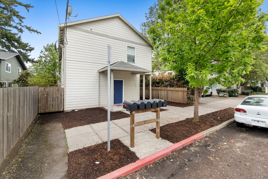 More Photos Of 3540 SE 119th Ave, Portland Apartments For Sale